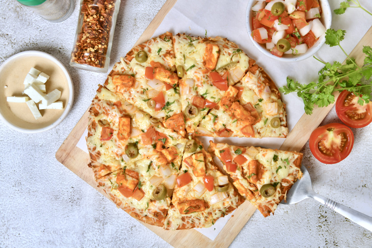 MAKHANI TADKA PIZZA 